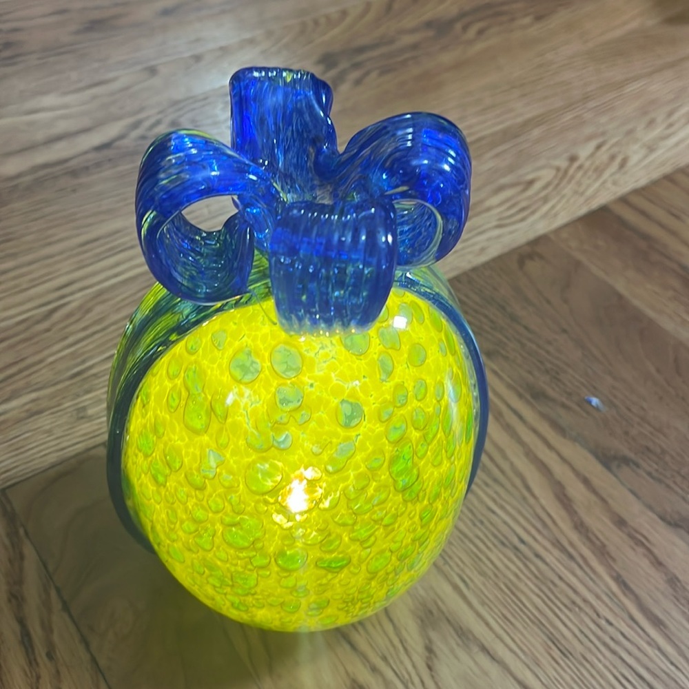 Gerson international glass Easter egg NWT